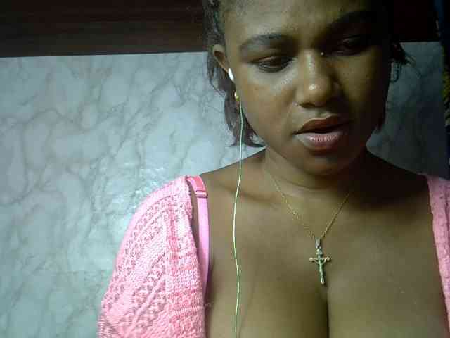 Angelahot123 webcam