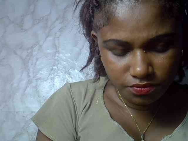 Angelahot123 webcam