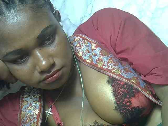 Angelahot123 webcam