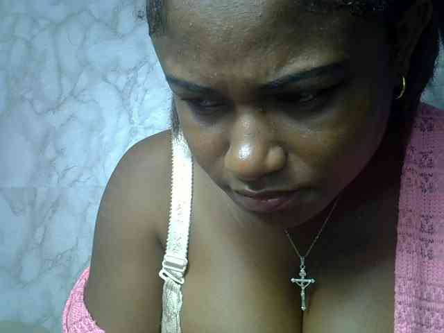 Angelahot123 webcam
