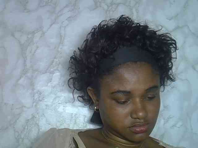 Angelahot123 webcam