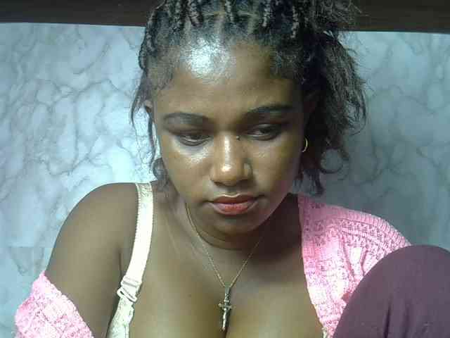 Angelahot123 webcam