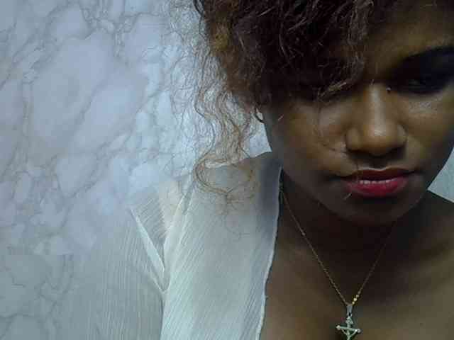 Angelahot123 webcam