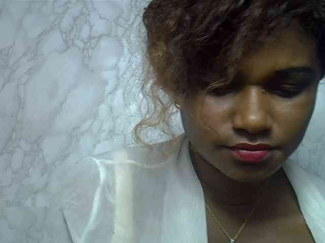 Angelahot123 webcam