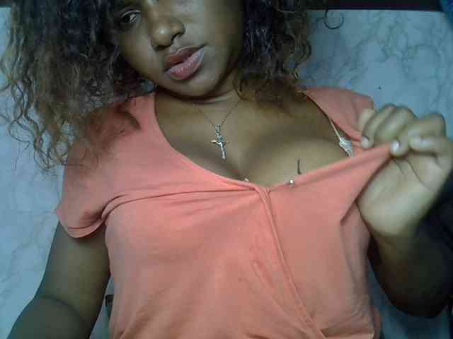 Angelahot123 webcam