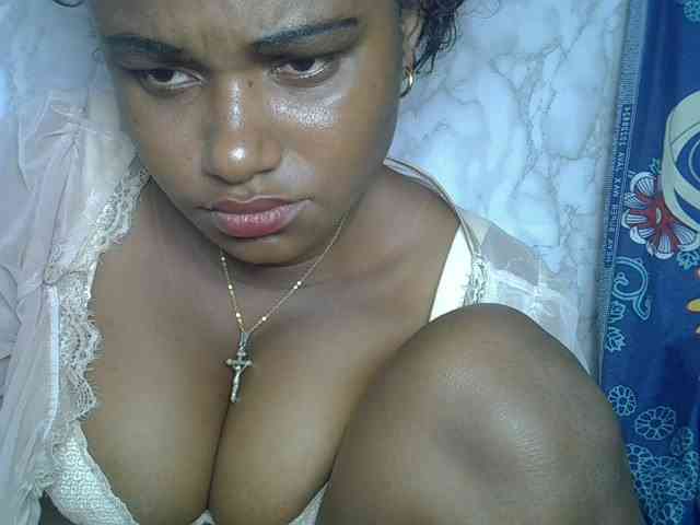 Angelahot123 webcam