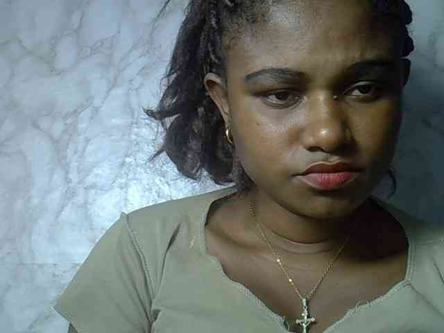Angelahot123 webcam