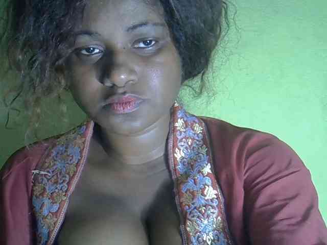 Angelahot123 webcam