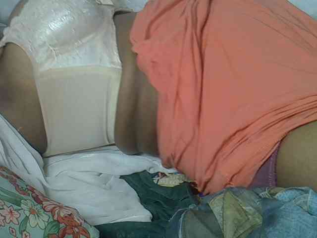 Angelahot123 webcam