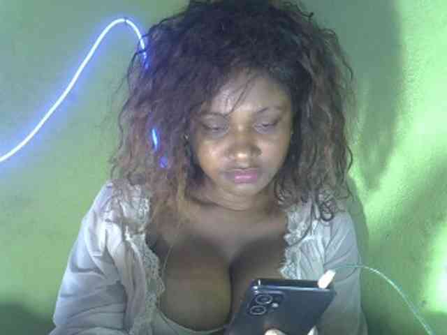 Angelahot123 webcam