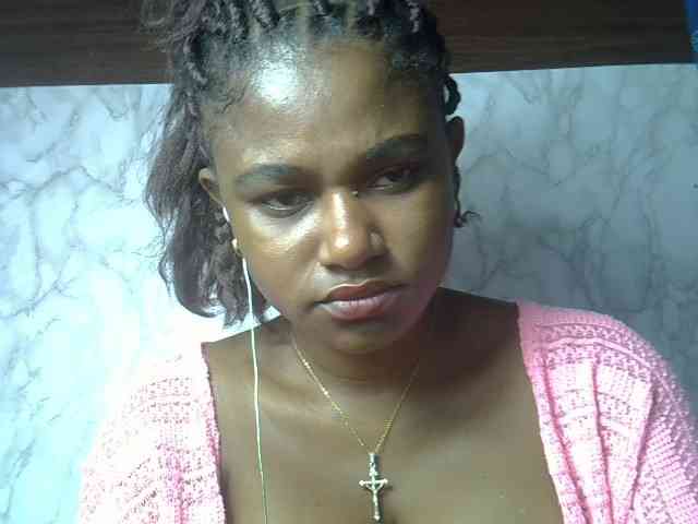 Angelahot123 webcam