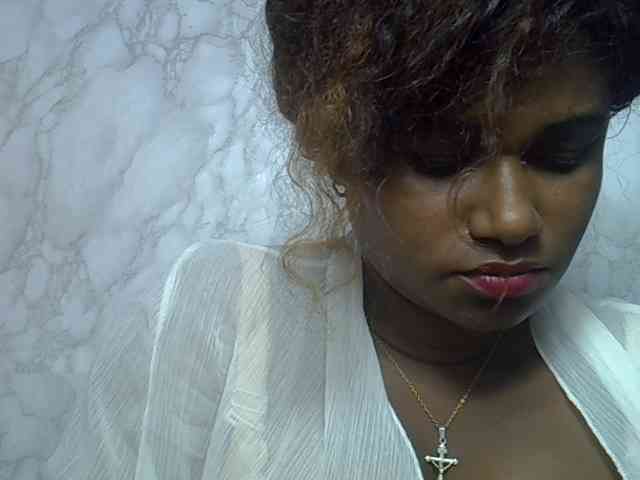 Angelahot123 webcam