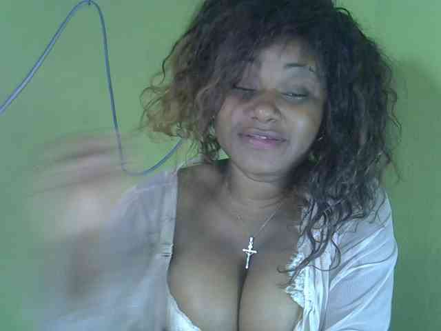 Modèle: Angelahot123
