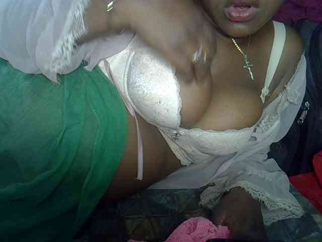 Angelahot123 webcam