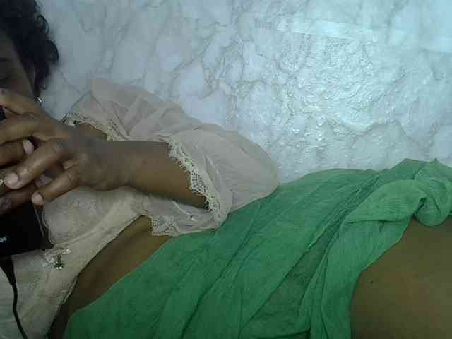 Angelahot123 webcam