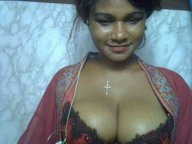 Angelahot123 webcam