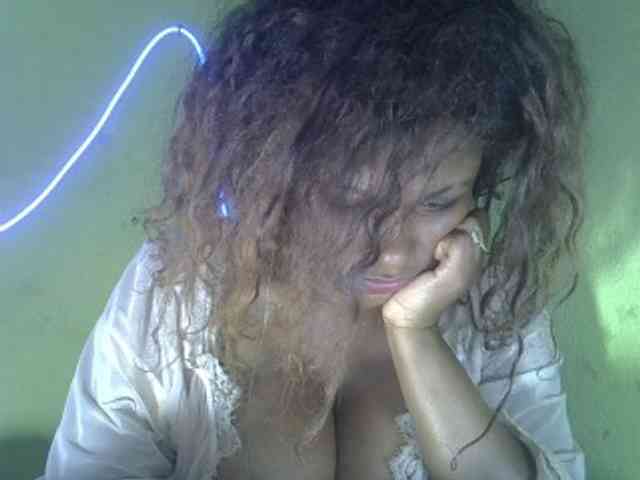 Angelahot123 webcam