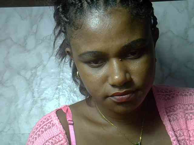 Angelahot123 webcam