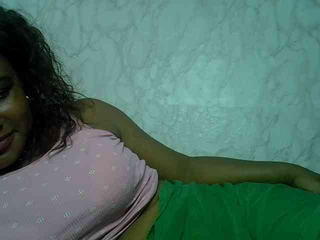 Angelahot123 webcam