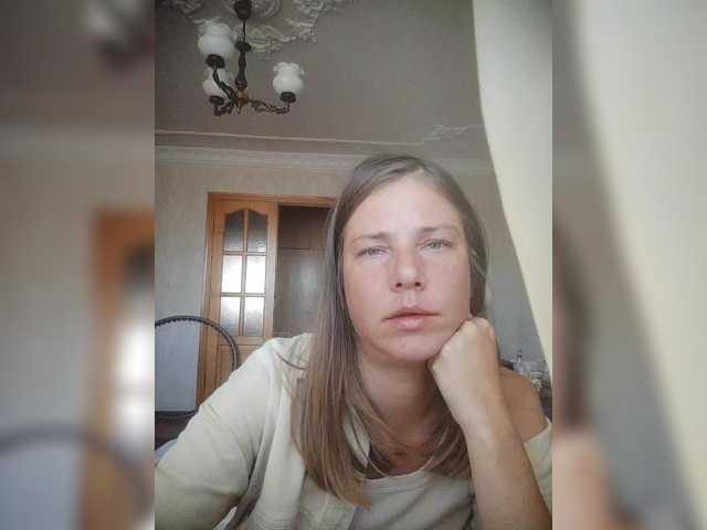 MadamEve live cam on BongaCams