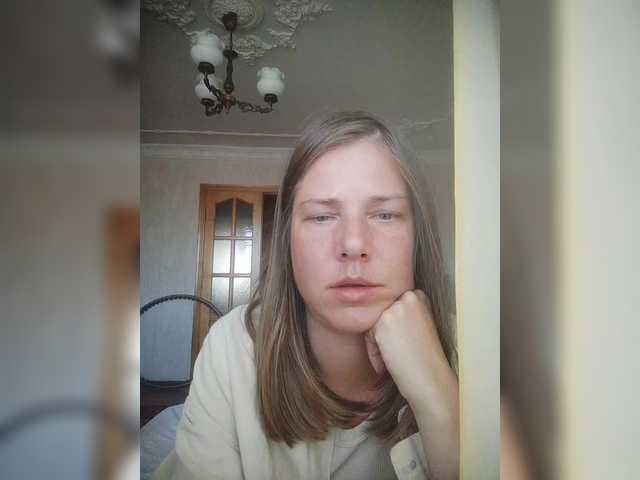 MadamEve — live female cam