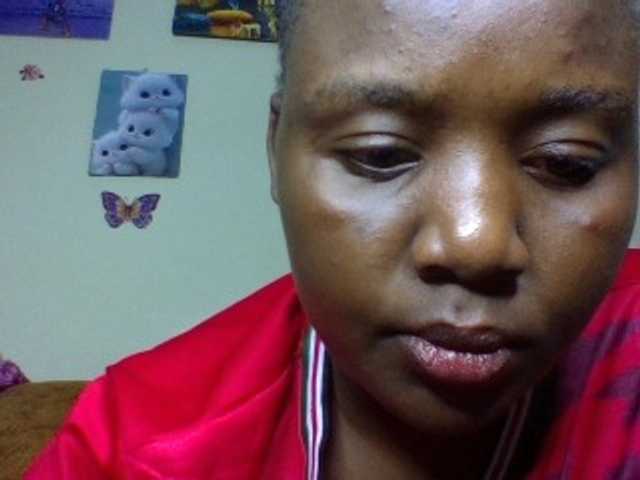 Roshan25 live cam on BongaCams