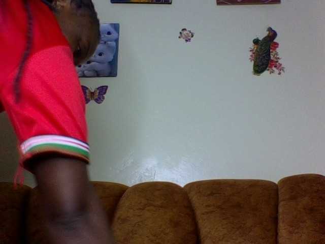 Roshan25 live cam on BongaCams