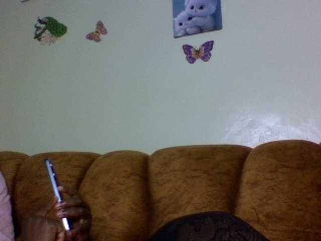 Roshan25 live cam on BongaCams