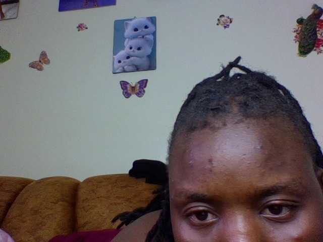 Roshan25 live cam on BongaCams