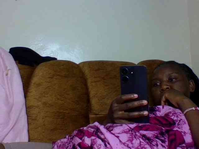 Roshan25 webcam