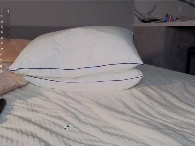 KallieTanney's BongaCams show and profile