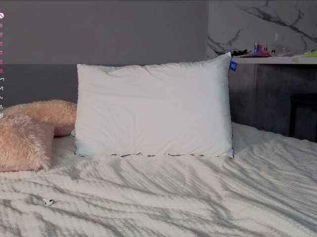 KallieTanney's BongaCams show and profile