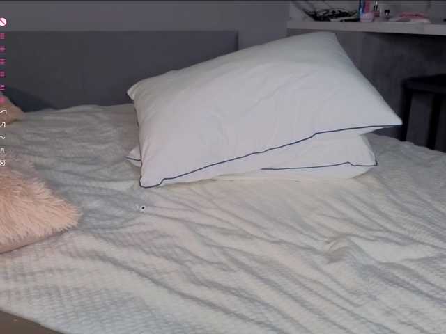 KallieTanney's BongaCams show and profile