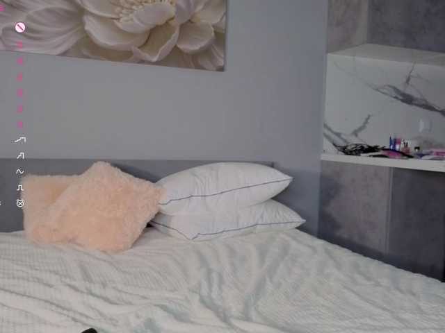 KallieTanney's BongaCams show and profile