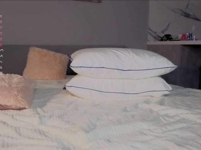 KallieTanney's BongaCams show and profile