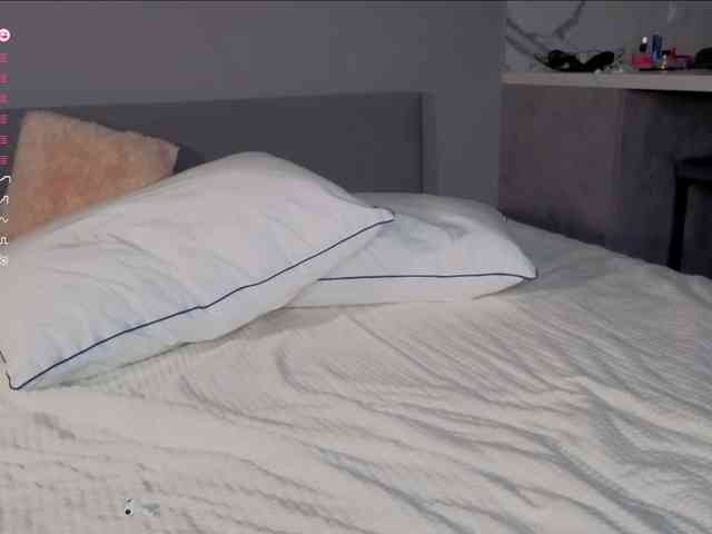 KallieTanney webcam