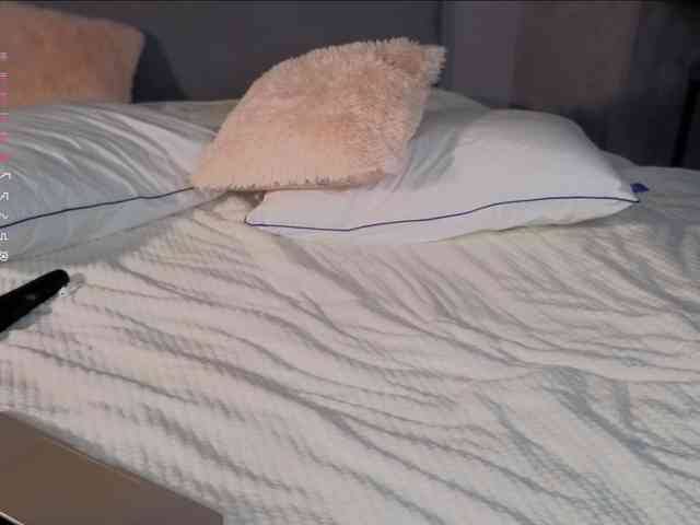 KallieTanney webcam