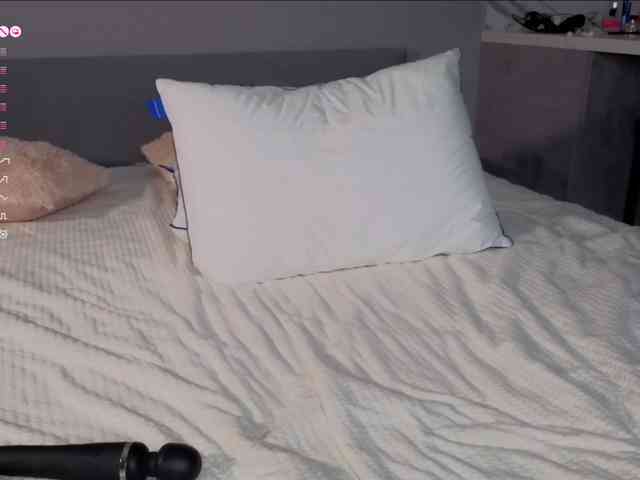 KallieTanney webcam