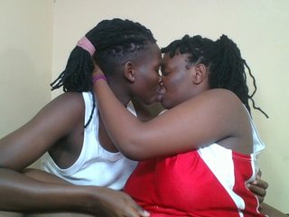 Hots-love-story's Live Webcam