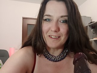 Angela100