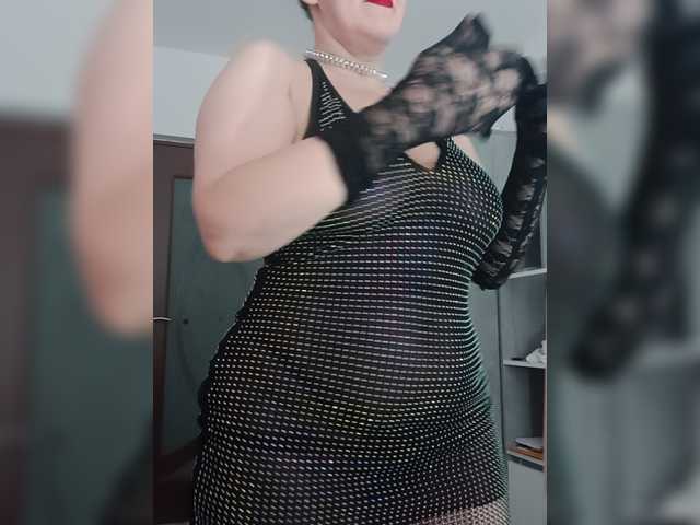 Sex chat gratuit in direct cu Angela100 pe BongaCams