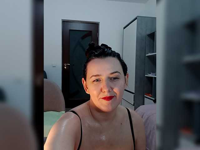Sex chat gratuit in direct cu Angela100 pe BongaCams