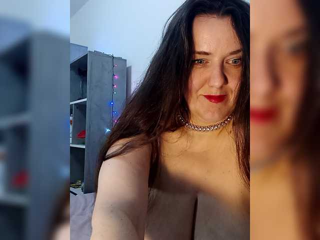 Sex chat gratuit in direct cu Angela100 pe BongaCams