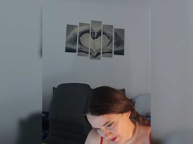 Sex chat gratuit in direct cu Angela100 pe BongaCams