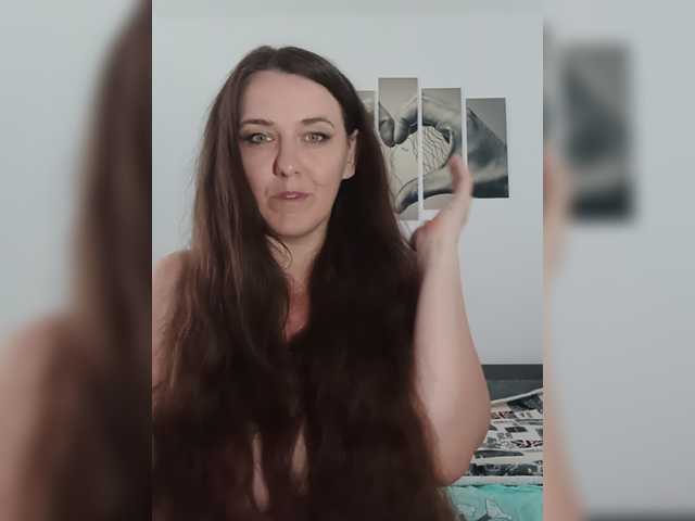 Angela100 live webcam show
