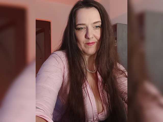 Angela100
