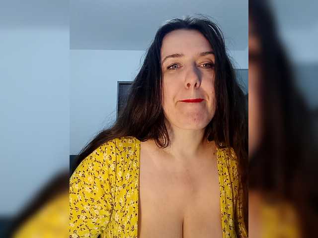 Sex chat gratuit in direct cu Angela100 pe BongaCams