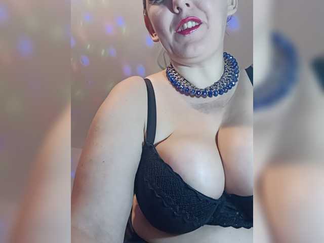 Sex chat gratuit in direct cu Angela100 pe BongaCams