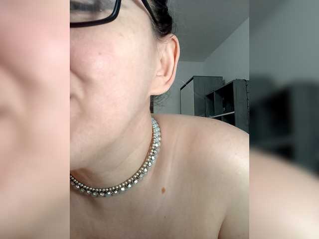 Sex chat gratuit in direct cu Angela100 pe BongaCams