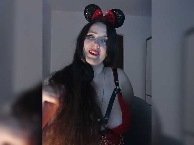 Angela100